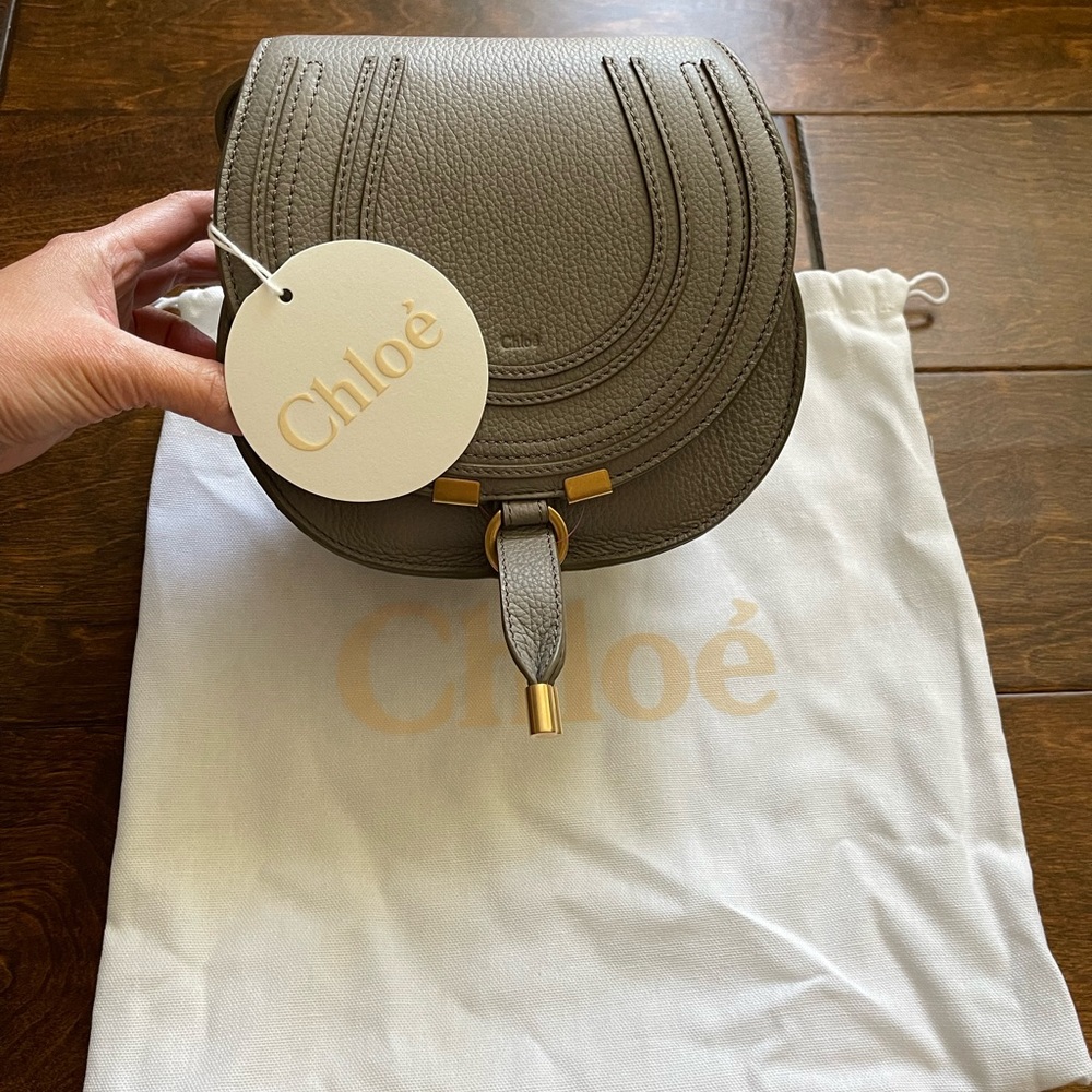 NWT Chloe Small Marcie Leather Saddle Shoulder Crossbody Bag in Cashmere Grey
